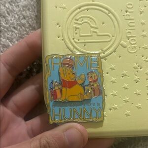 Disney Winnie the Pooh Pin